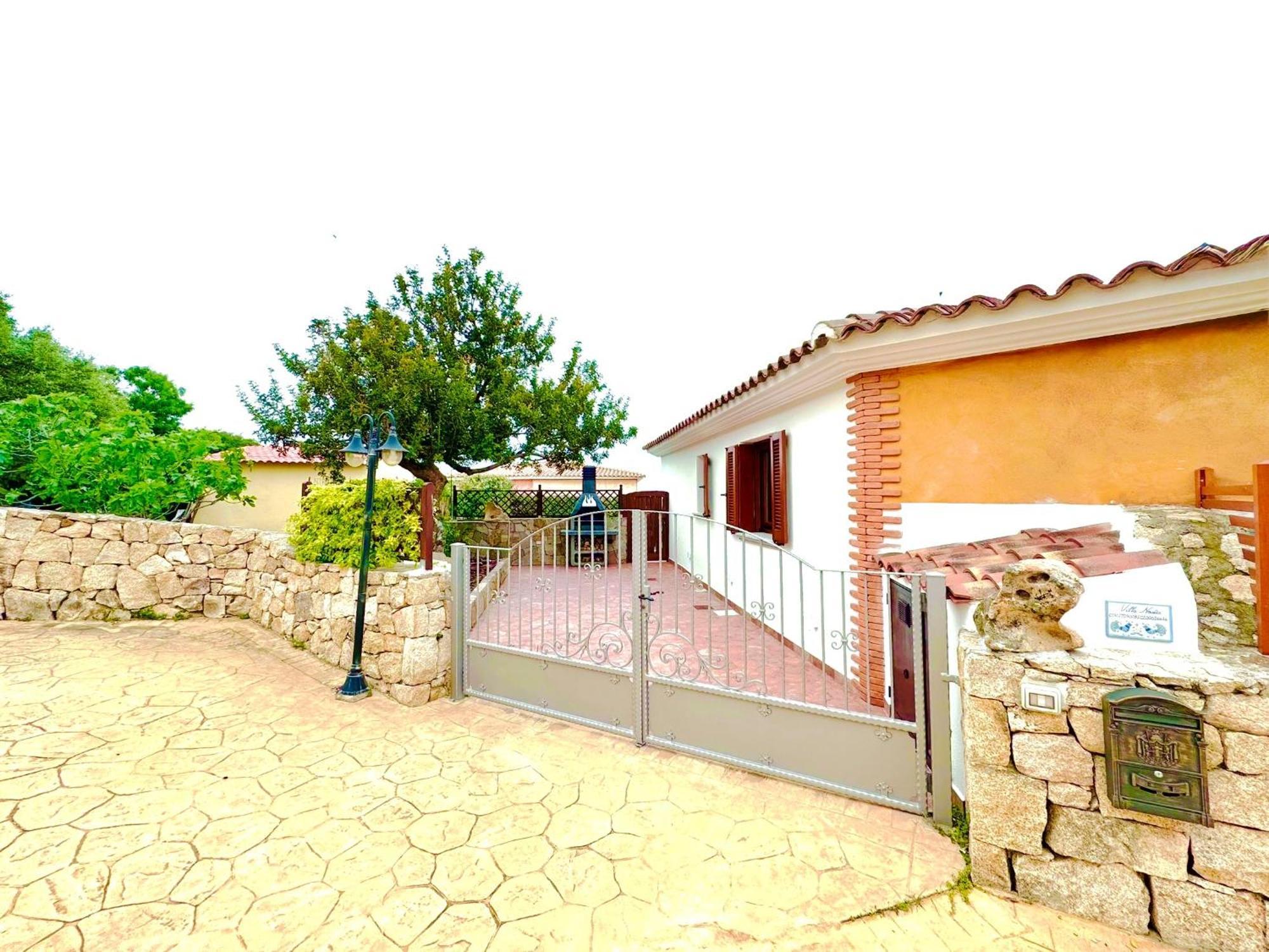 Villa Nadia Con Piscina Privata Budoni 塔瑙内拉 外观 照片